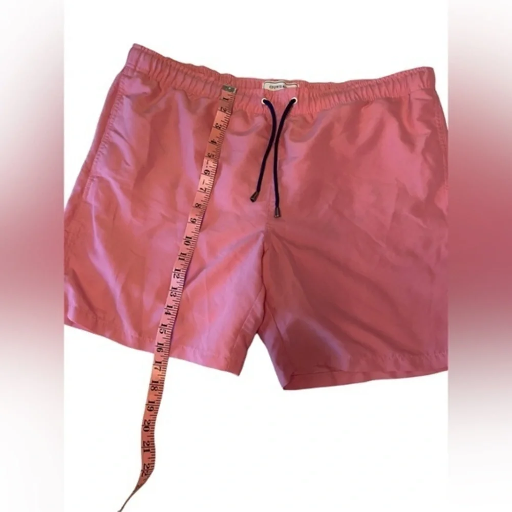 Crown & ivy swim trunks. Pink. Mesh lined. Size large.